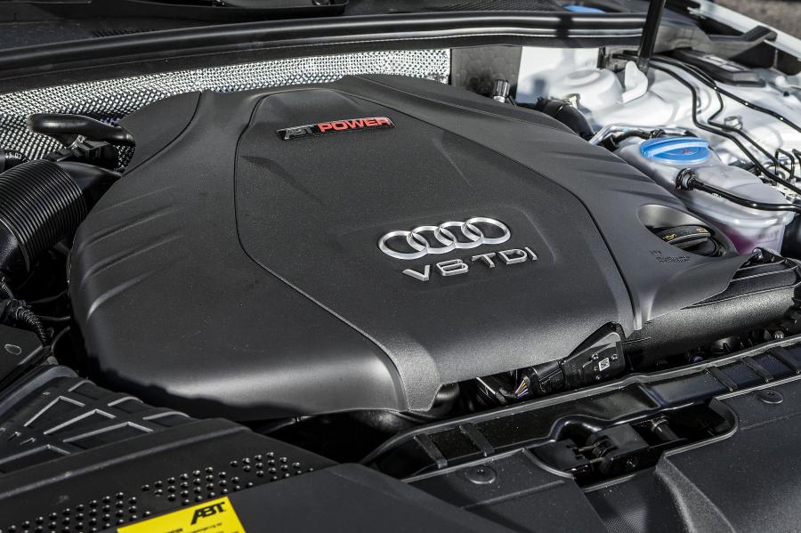 Моторный отсек Audi AS5 Sportback by ABT 2013 года  (фото 2 из 12)